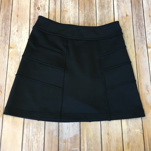 Athleta Dresses & Skirts - Athleta Fleece Lined Black Mini Skirt, zip pocket